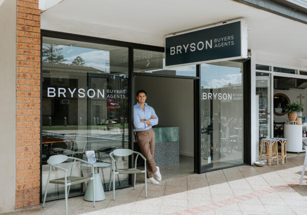 Should I Buy a Property Before Christmas or Wait Until the New Year?